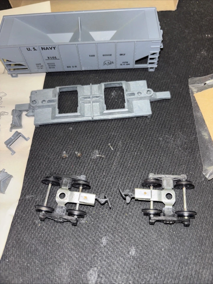 Tyco Mantua U.S. Navy Operating HO Hopper Kit, 1960’s, Box, All Steps - Image 3 of 4