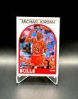 Michael Jordan 1989-90 NBA Hoops Chicago Bulls (Card #200) (a)