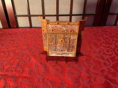 Eternia 1986 Weapons Rack MASTERS OF THE UNIVERSE MOTU Vintage - Damaged Insert