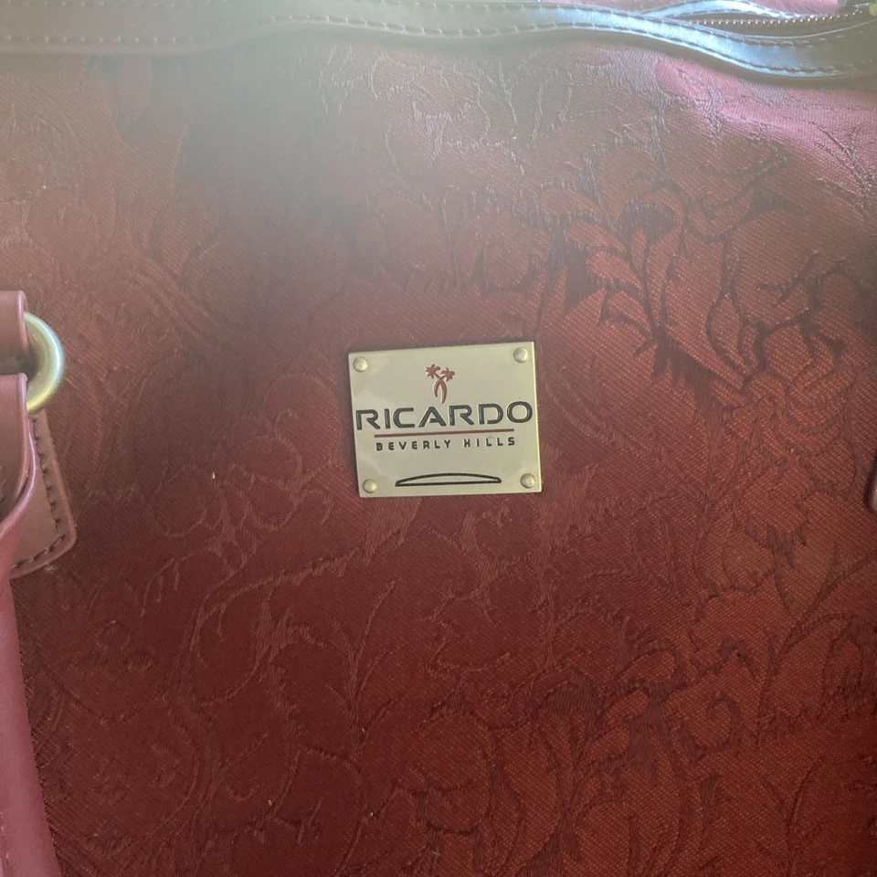 Ricardo Beverly Hills Overnight Carry-On Shoulder Bag Luggage 16x6x11" Purple - Image 2 of 4