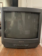 Sony 13" KV-13M42 Trinitron Color CRT TV-no remote