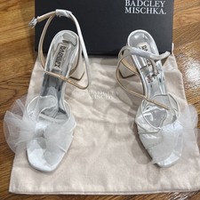 Badgley Mischka Tess Ankle Strap Sandal White Size 8