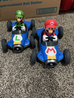 Nintendo Mario Kart Super Mario And Luigi RC Carrera used