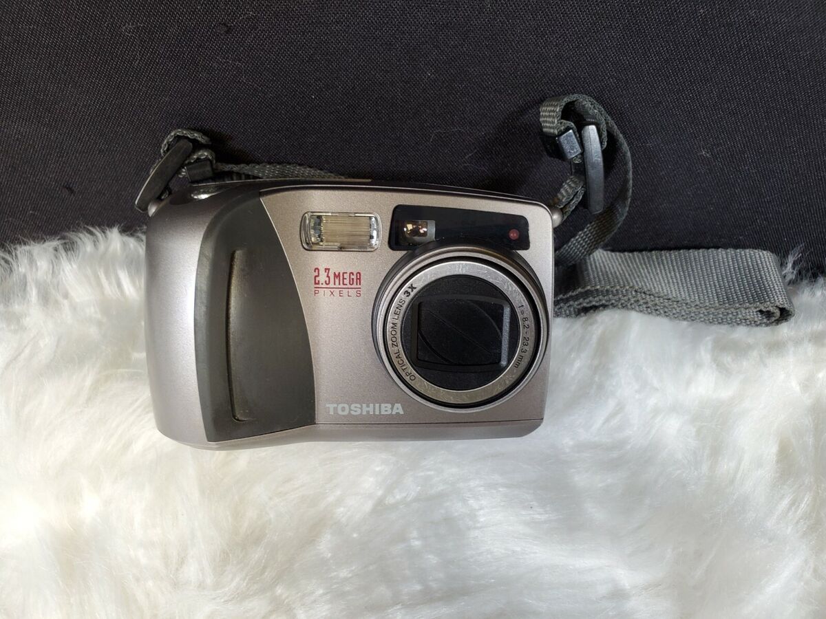Toshiba PDR M61 2.3MP Digital Camera - Silver 32017080393| eBay Toshiba PDR M61 2.3MP Digital Camera - Silver 32017080393| eBay