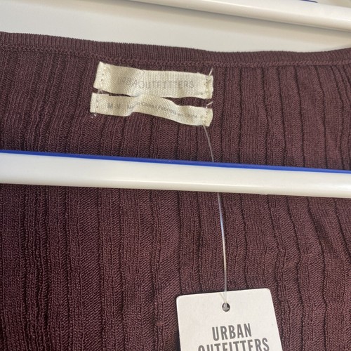 URBAN OUTFITTERS Long Sleeve Crop Top Size Medium New - Picture 3 of 4