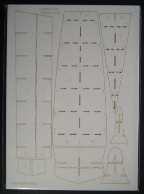 Fantom Model 09 - lasergeschnittene Rahmen - HMS Suffolk