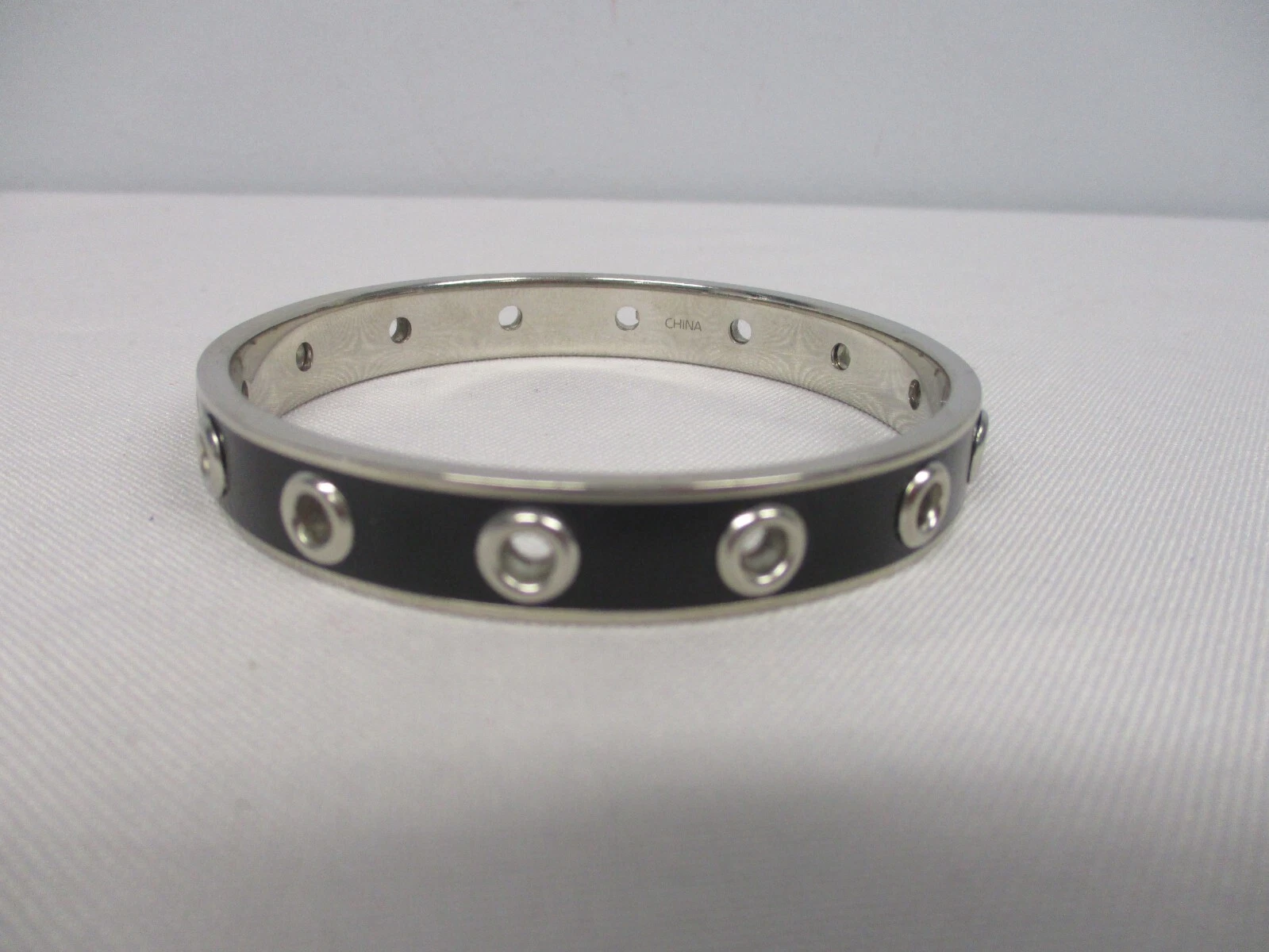 FIRMATO COACH NERO SMALTO ARGENTO con BRACCIALE TRAFITTO BRACCIALE A PUNTI