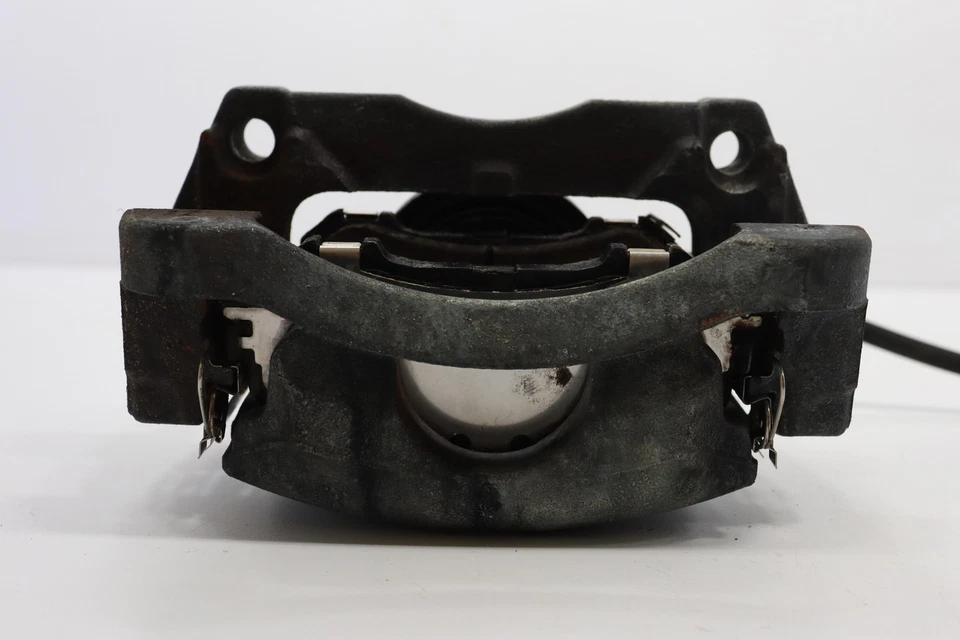 2014-2020 NISSAN ROGUE FRONT RIGHT PASSENGER SIDE DISC BRAKE CALIPER W/ HOSE OEM - Image 4 of 4