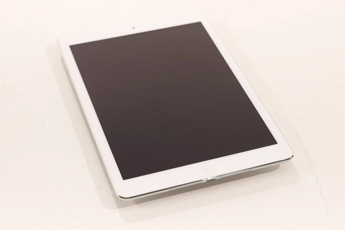 Unlocked 32GB iPad Air 1st Generation for sale | eBay