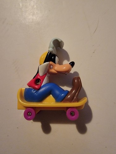 Disney McDonalds An Extremely Goofy Movie Goofy 2" Toy Figure Cake Topper - Picture 2 of 3
