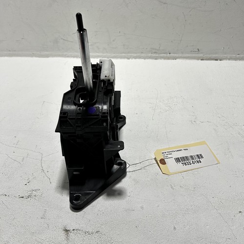 TOYOTA CAMRY 2018-2024 2.5L TRANSMISSION SHIFT SHIFTER GEAR SELECTOR LEVER OEM - Picture 2 of 14