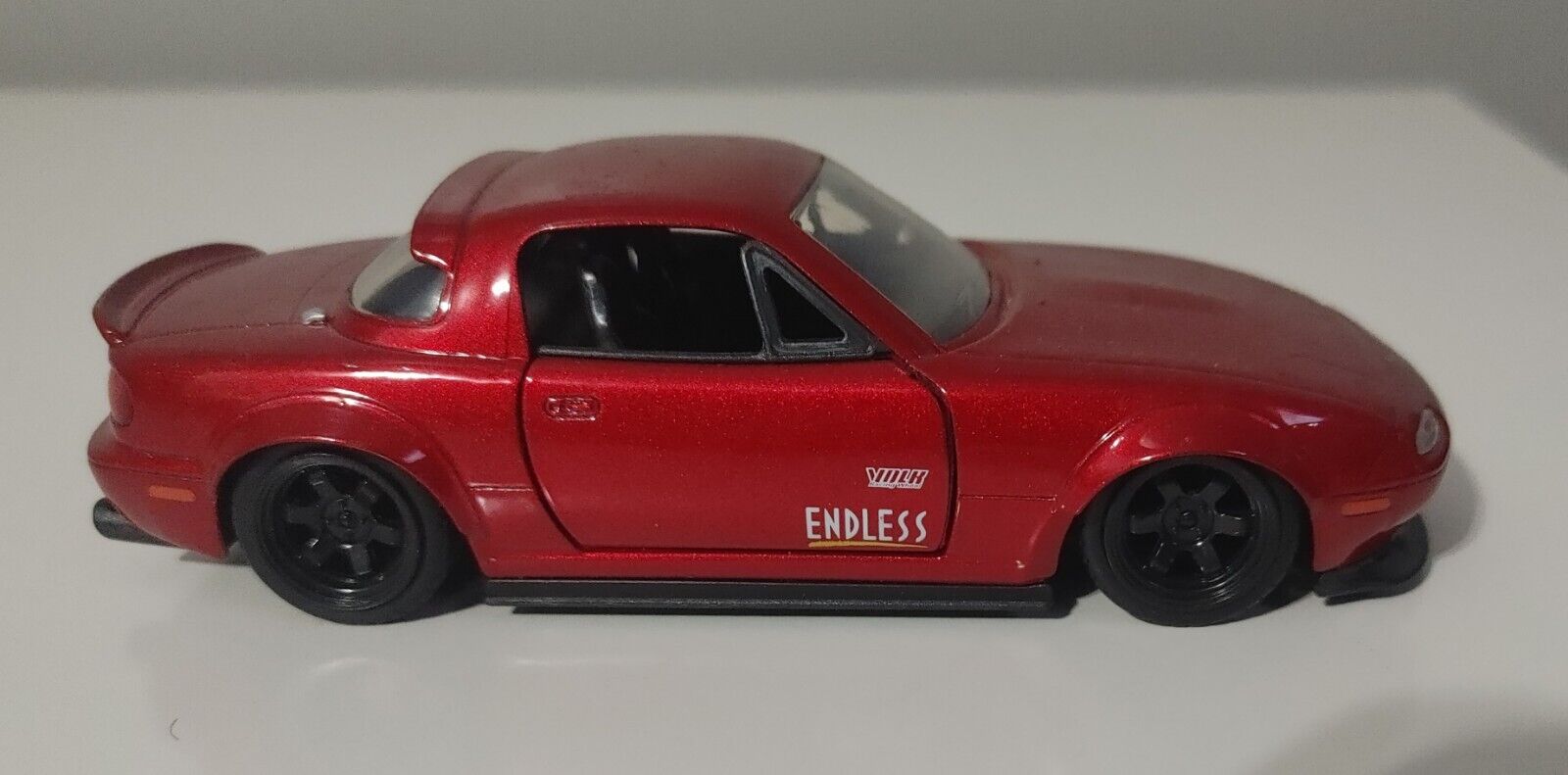 Picture 2 of 4