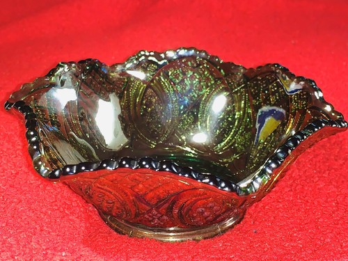 VTG FENTON Green Carnival Ruffled Rim Glass Bowl Beautiful Etched Design 5 1/2” - Picture 6 of 12
