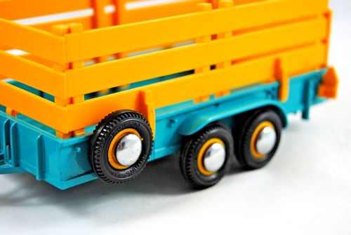 Nr MINT 1981 Britains 1:32 Farm 9533 TURGUOISE SALOP LOW-LOADER ANIMAL Trailer - Picture 4 of 24