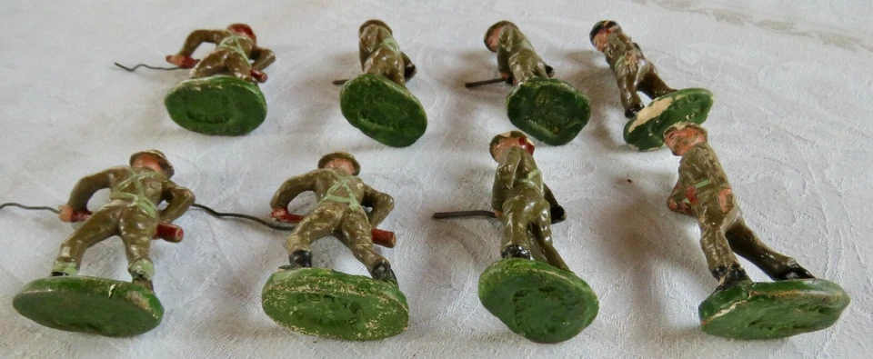 LOT DE 8 SOLDATS SOLIDO BELGES EN COMPOSITION - Photo 3/4