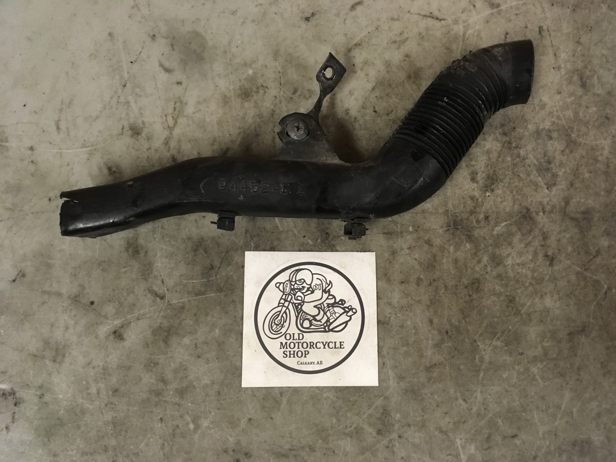 イースト SUZUKI GS550 AIR INTAKE DUCT 94452-17E | eBay