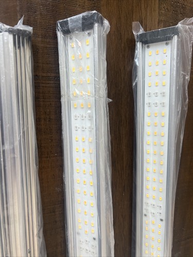 3er-Pack FLA1-80W Lichtleiste LED Grow Light WW + NW + ROT + UV + IR Schienenhalterung 30-42 VDC 2,5 A - Bild 17 von 19