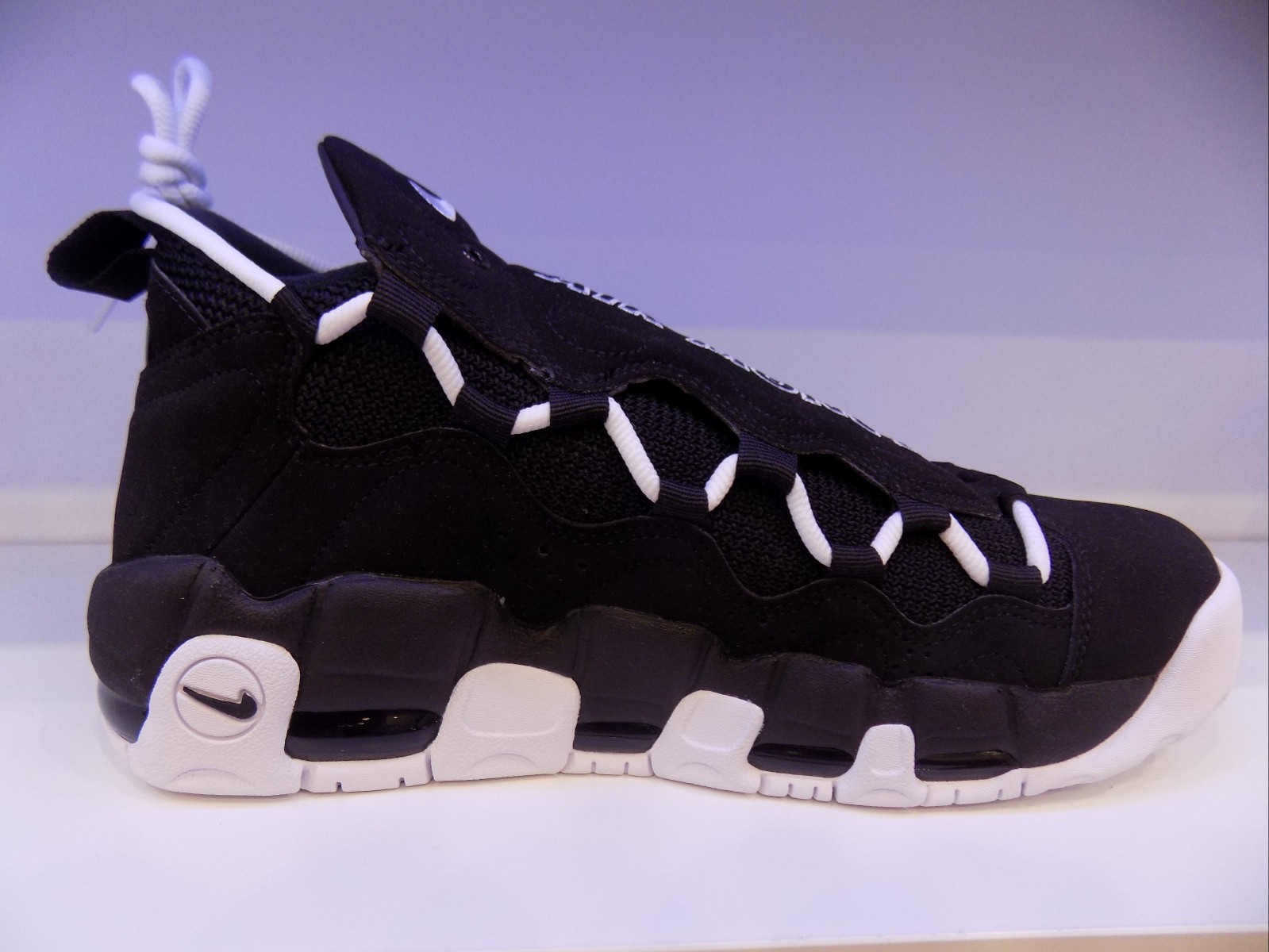 NIKE MEN'S AIR MORE MONEY BLACK/WHITE/BLACK (AJ2998-001) NIKE MEN'S AIR MORE MONEY BLACK/WHITE/BLACK (AJ2998-001)
