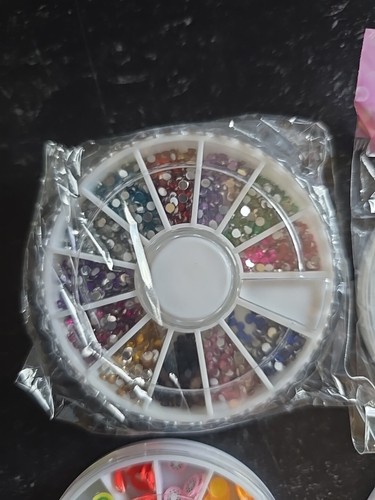 Nail Art Deko 6 Stück - Bild 5 von 6