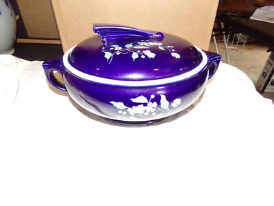 VINTAGE HALL USA BLUE COBOLT BLUE FLORAL CASSEROLE DISH W/HANDLES