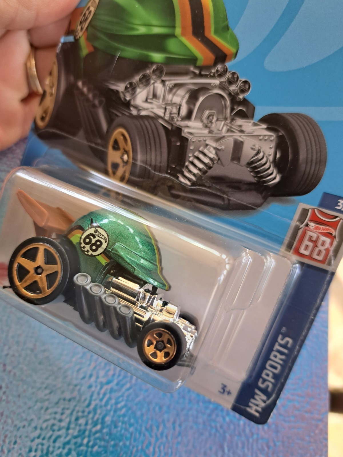 Picture 3 of 4