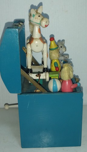 CARILLON PER BAMBINI IN LEGNO VINTAGE ANNI 70/80 - Foto 2 di 15