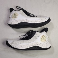 Under Armour STEPH CURRY 3Z7 Basketball Shoes Size 5y Youth Sneakers NWOT