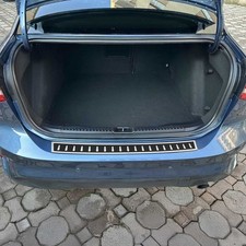 Ladekantenschutz für Ford Focus Stufenheck 2019-2025 Chrom Kohlefaserfolien