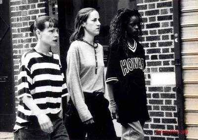 Girls Town - Lili Taylor - Anna Grace - 4 Pressefotos - 13x18cm (7041)