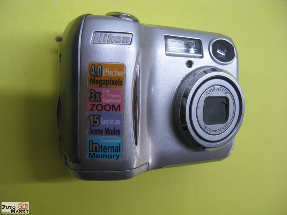 Nikon Digitalkamera E4100 - Vintage - 3x Zoom-Objektiv, Sucher SD-Karte 2 GB, Foto 2 von 5