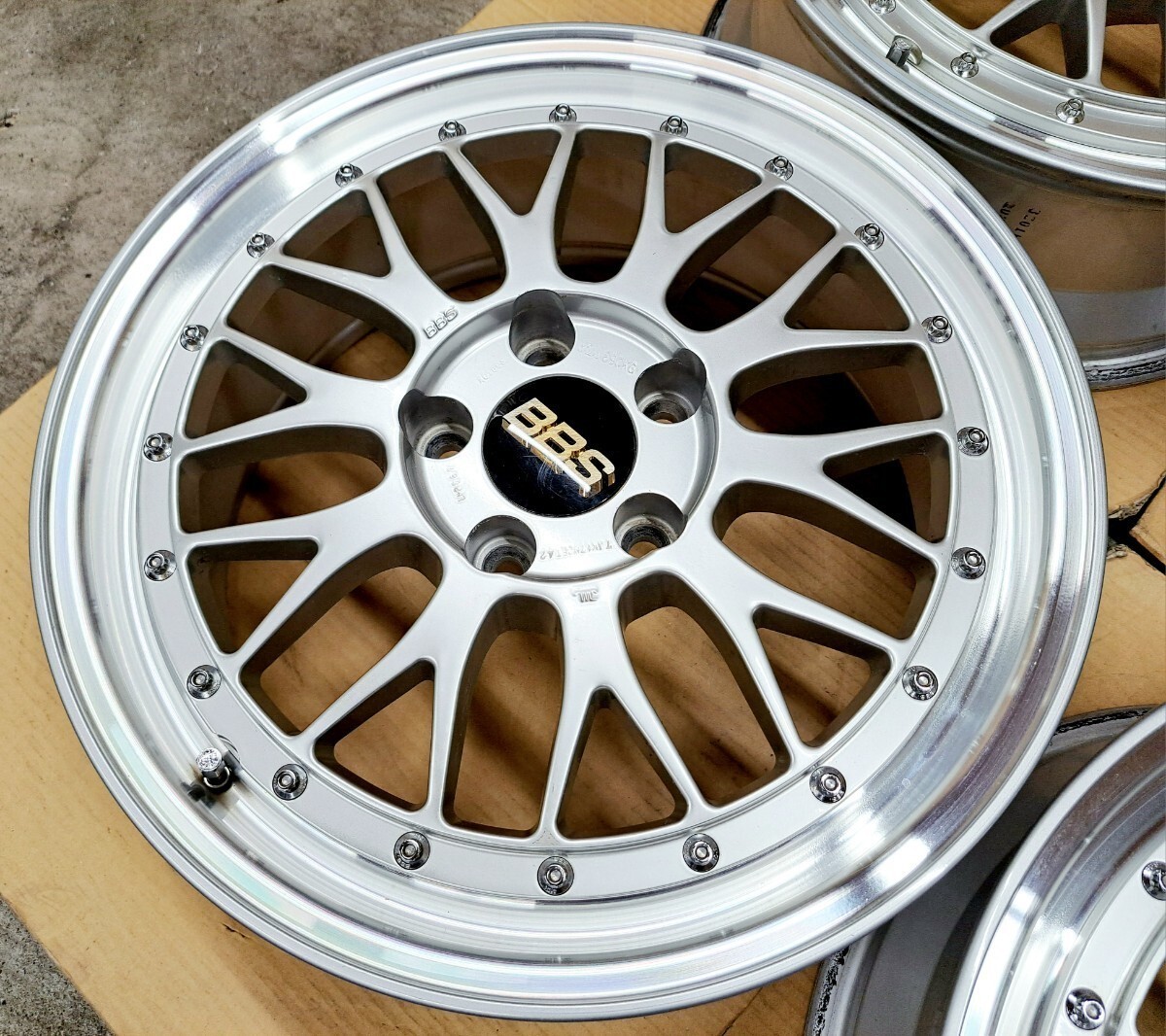 Superb Bbs Lm Wheels 17 Inch 4 Pieces 7J 114.3 Forged Lmp067