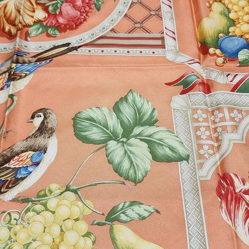 Salvatore Ferragamo Scarf Silk Large Bird Fruit Size 34.6inx33.8in Used in Japan - Picture 7 of 8