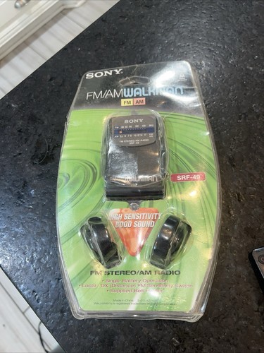 Sony SRF-49 FM / AM Walkman Portable Radio w/ Headphones - Picture 17 of 17