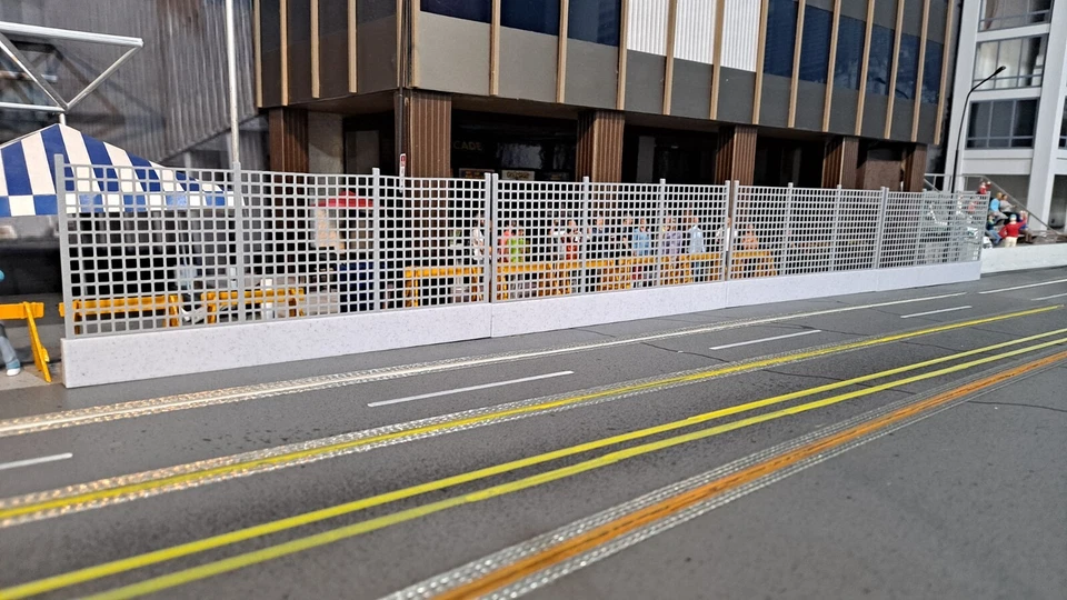 Paredes y cercas para orugas de coche ranura escala 1/32 - MONTAJE EN SUPERFICIE 4 piezas Scalextric SCX Foto 2 de 4