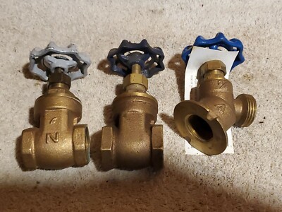 2 Bronze 3/4''  Gate Valves 200 WOG & One SILLCOCK THREADED HOSE OUTLET