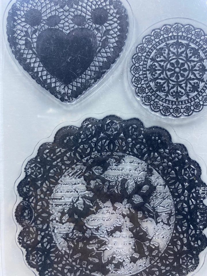 Juego de estampillas de acrílico transparente tapetes de encaje Kaisercraft Secret Admirer sin usar Foto 2 de 2