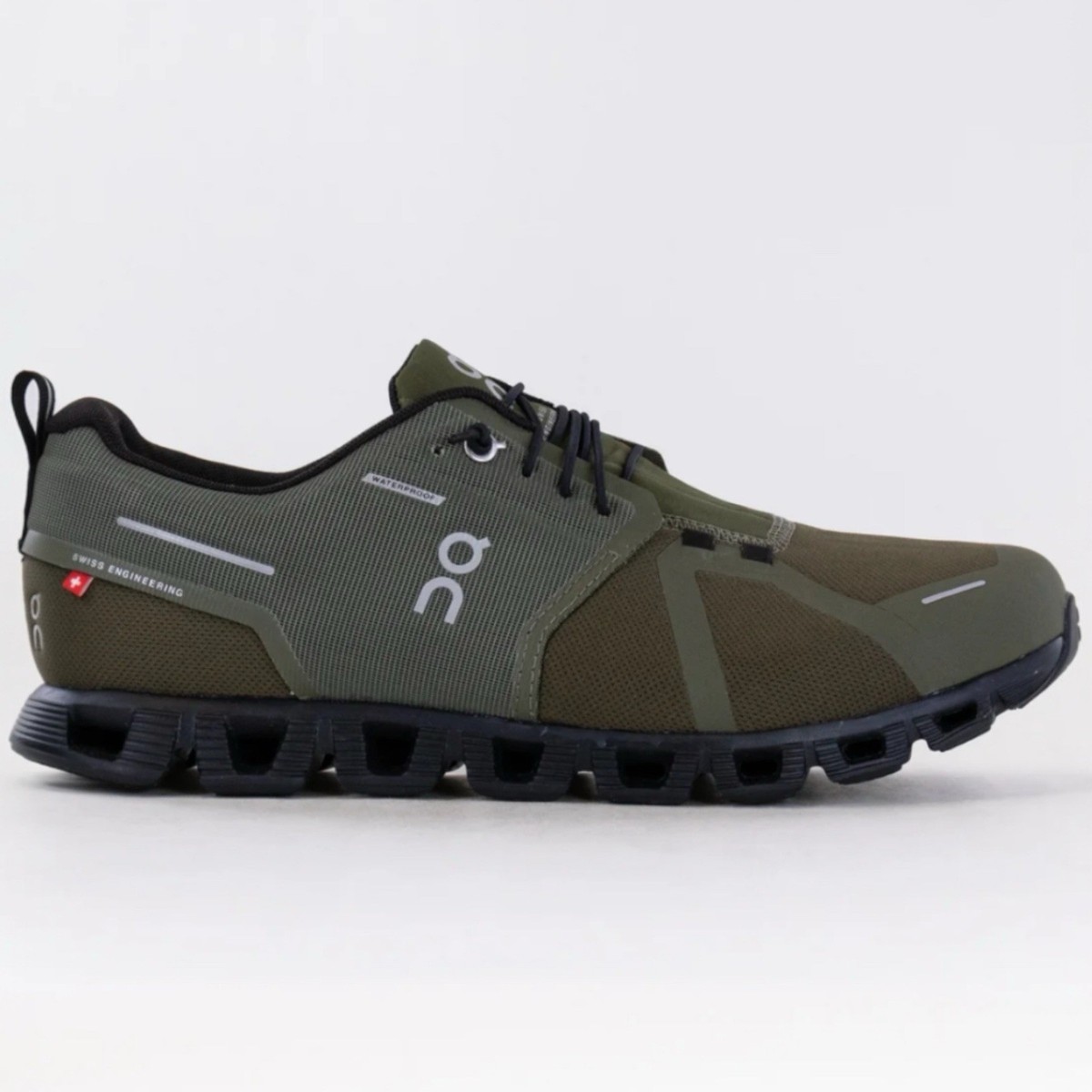 On Cloud 5 Waterproof Mens Training Running Athletic 