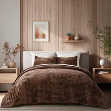 EverGrace Velvet Quilt Set Oversized Cal King 118"x106" 3PC