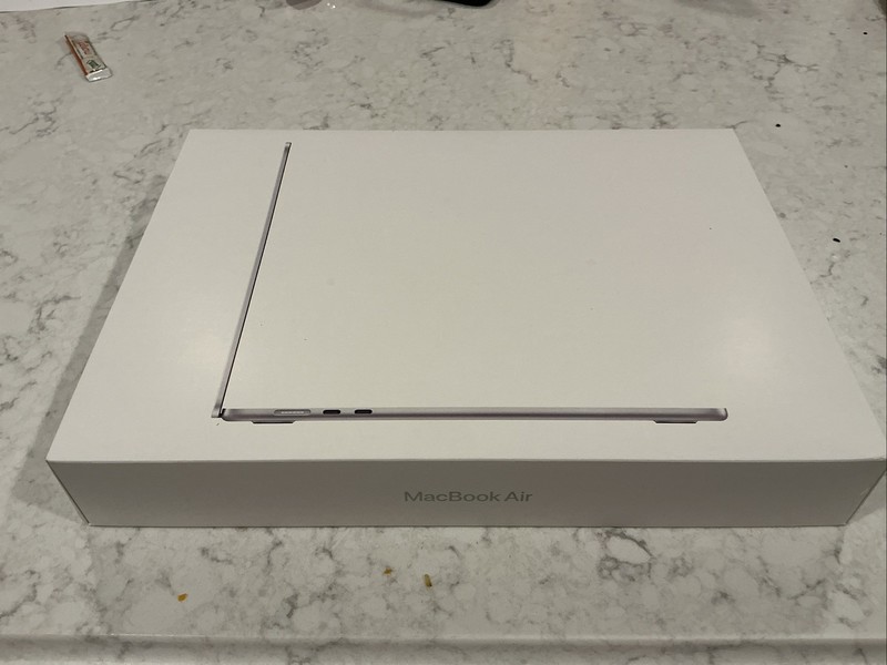 Empty MacBook Air M5 box 15" inch 16GB 512GB