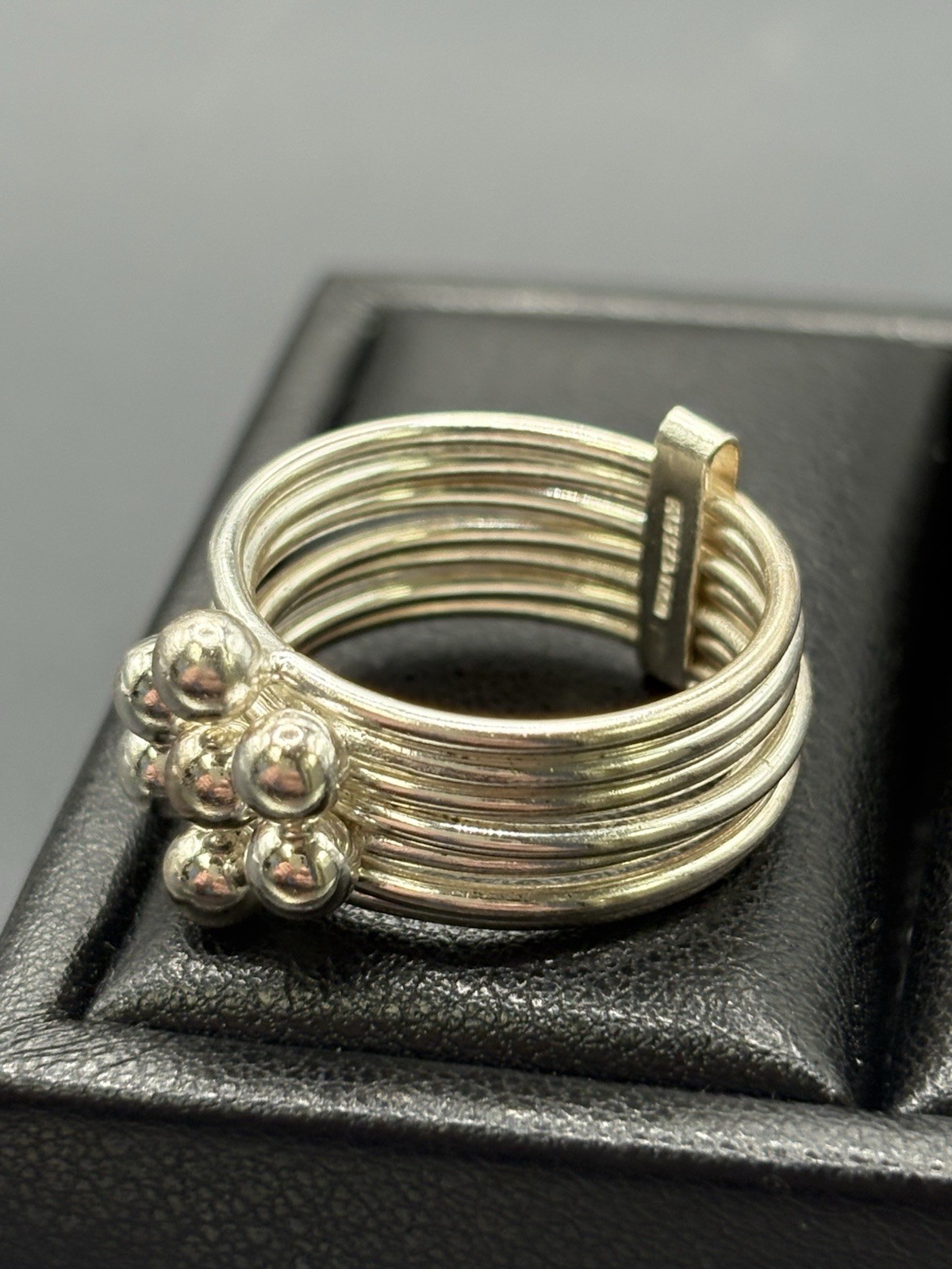 EUC Sterling Silver Stacking Ring Set 7 Grams Siz… - image 3