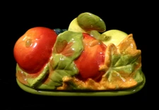 NWOT ESSENTIAL HOME GLAZED CERAMIC COVERED 1/4 LB BUTTER DISH - FRUIT!!!