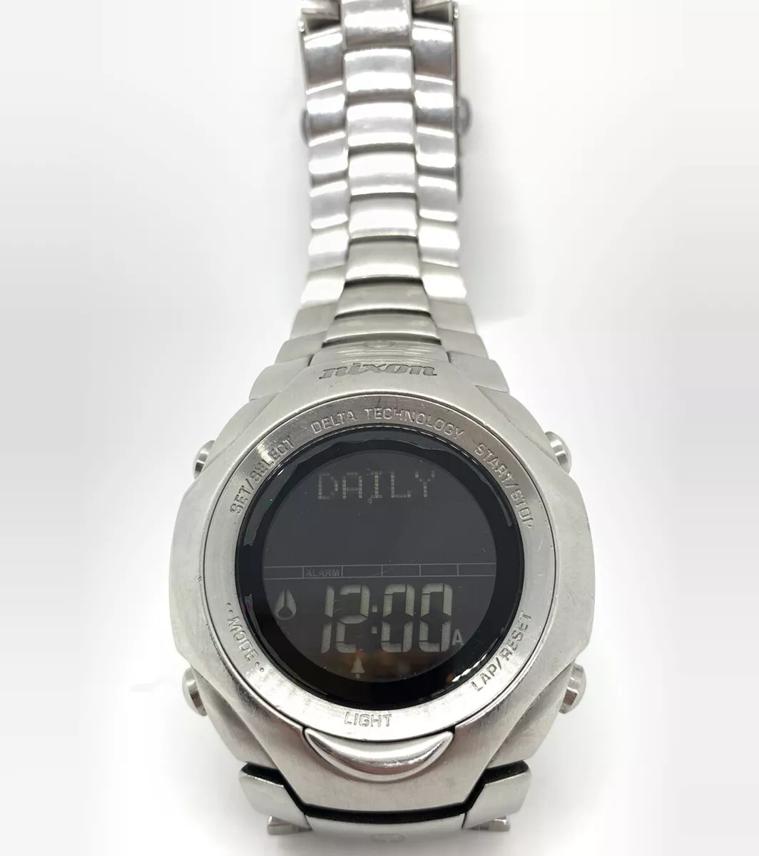 NIXON THE DELTA CHANGE DIGITAL W BAROMETER STAINLESS STEEL BAND SNOWBOARDING