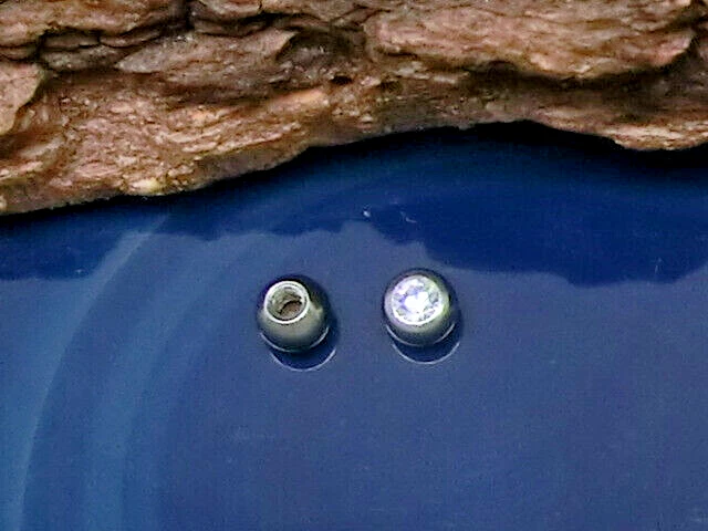 20 Stück kleine Ersatzkugeln Piercing Ø 2,5mm Kristall klar Gewinde 1,2mm - Bild 2 von 2