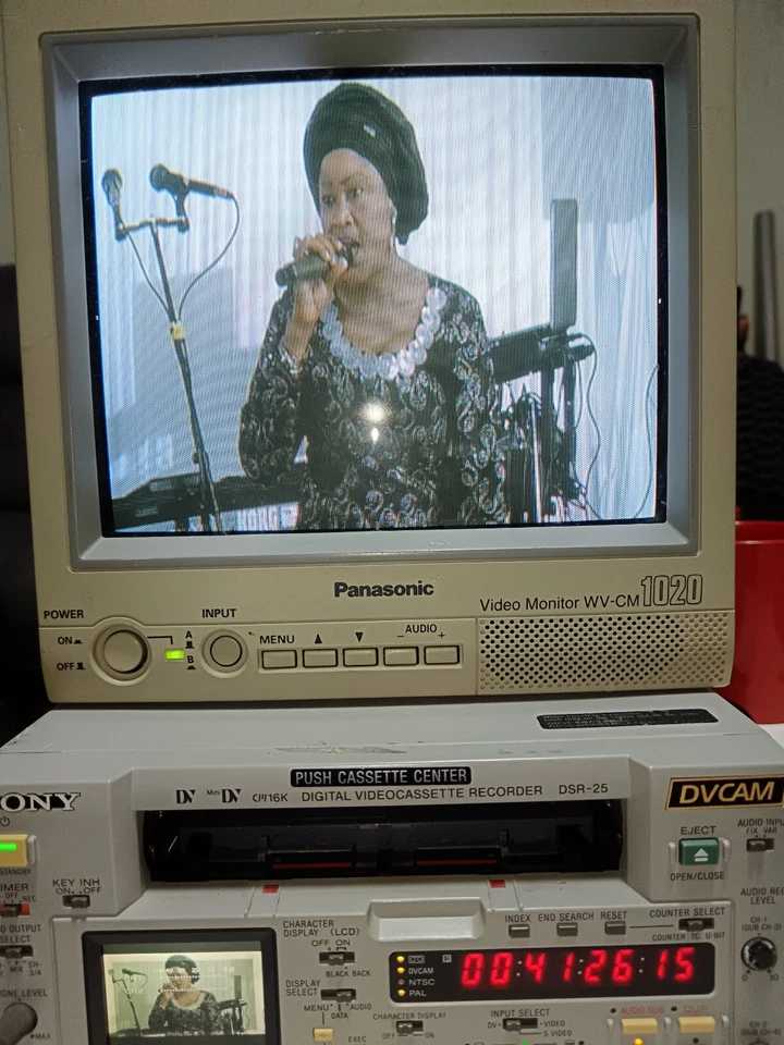 Used Panasonic Video Monitor WV-CM1020 Professional CCTV CRT   - Image 4 of 4