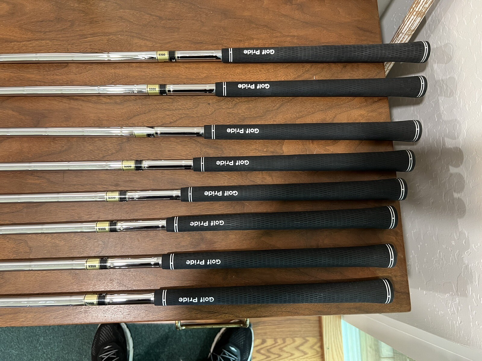 MacGregor MT ProM Blade irons 3PW Stiff Dg S300 New Grips Great