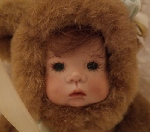 BROWN TEDDY BEAR W/ PORCELAIN FACE HAS RED BANGS 4.75" TALL 3.50 ACROSS, 3" WIDE - Picture 5 of 5