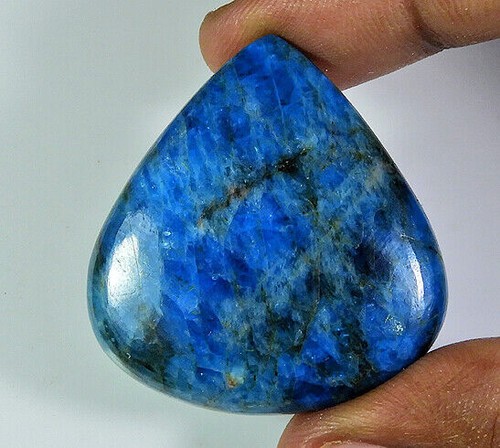 Cabochon Ovale En Apatite Bleue Chatoyante Naturelle - Poids 25,57 Carats, Qualité Excellente, Origine Madagascar, Neuf