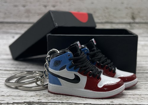 3D Fearles Basketball Sneaker Schlüsselanhänger Paar mit Box Mini Geschenk Hype Sneakerhead
