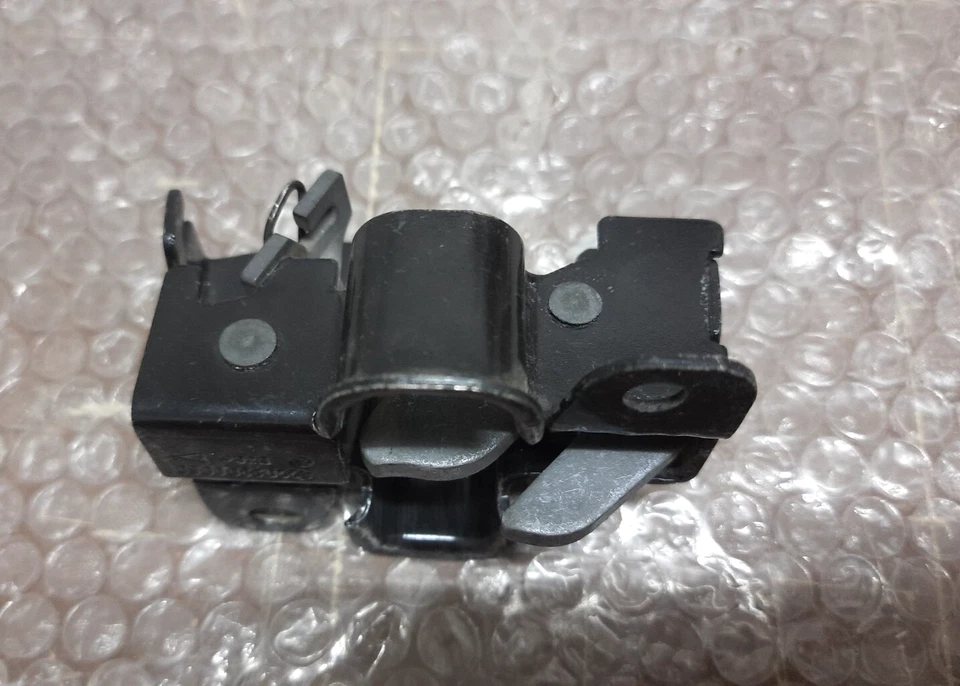 Capó inferior original Mercedes Clase S A2208800060 Foto 2 de 3