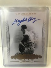 #5/10 (ONLY 10) 2018 FLAWLESS AUTO AUTOGRAPH GAYLORD PERRY VERY RARE